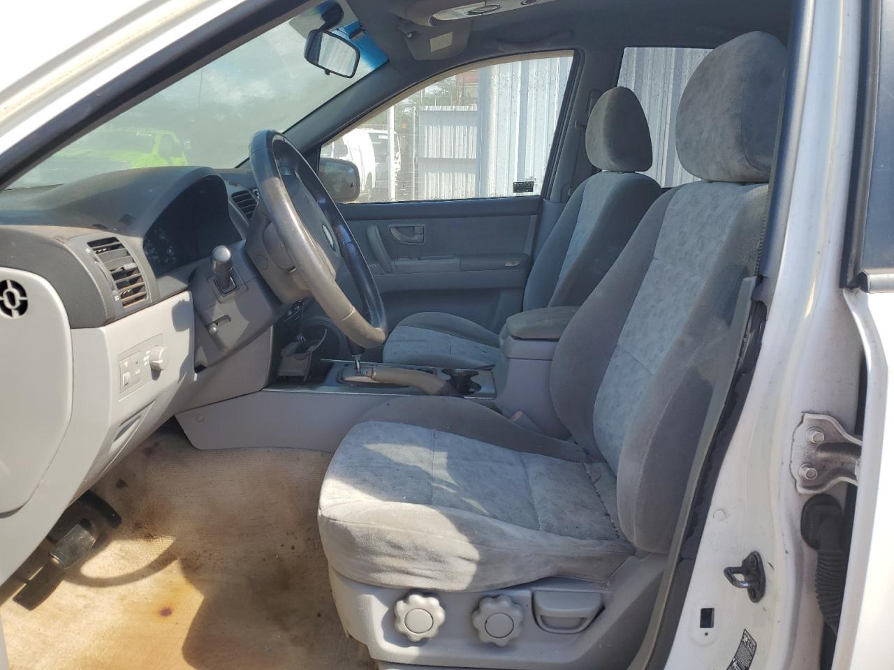 2005 KIA SORENTO