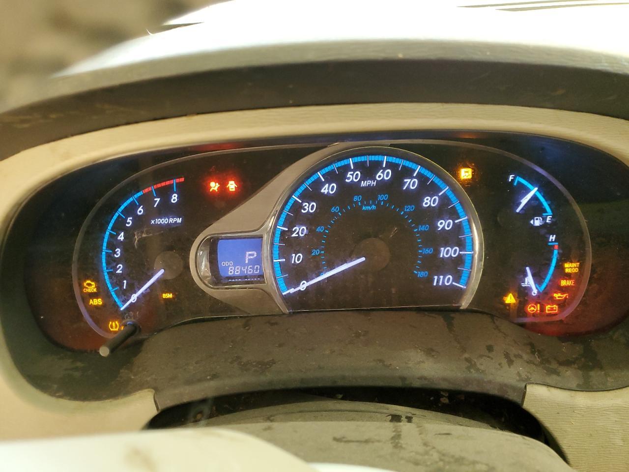 2014 TOYOTA SIENNA