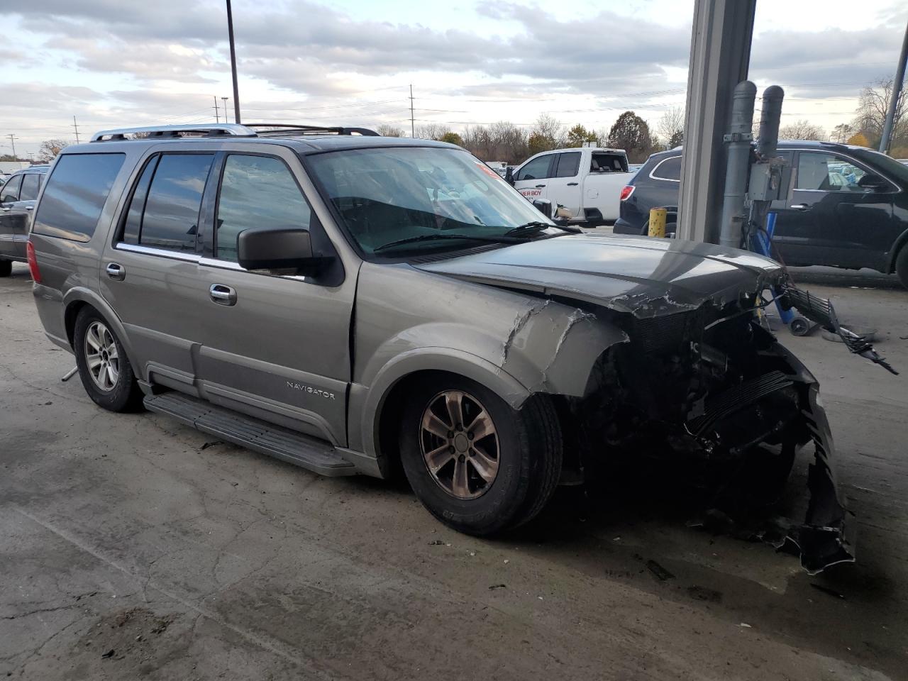 2004 LINCOLN Navigator