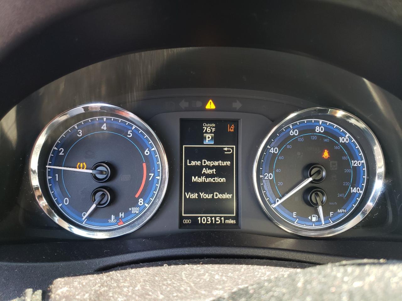 2017 TOYOTA COROLLA