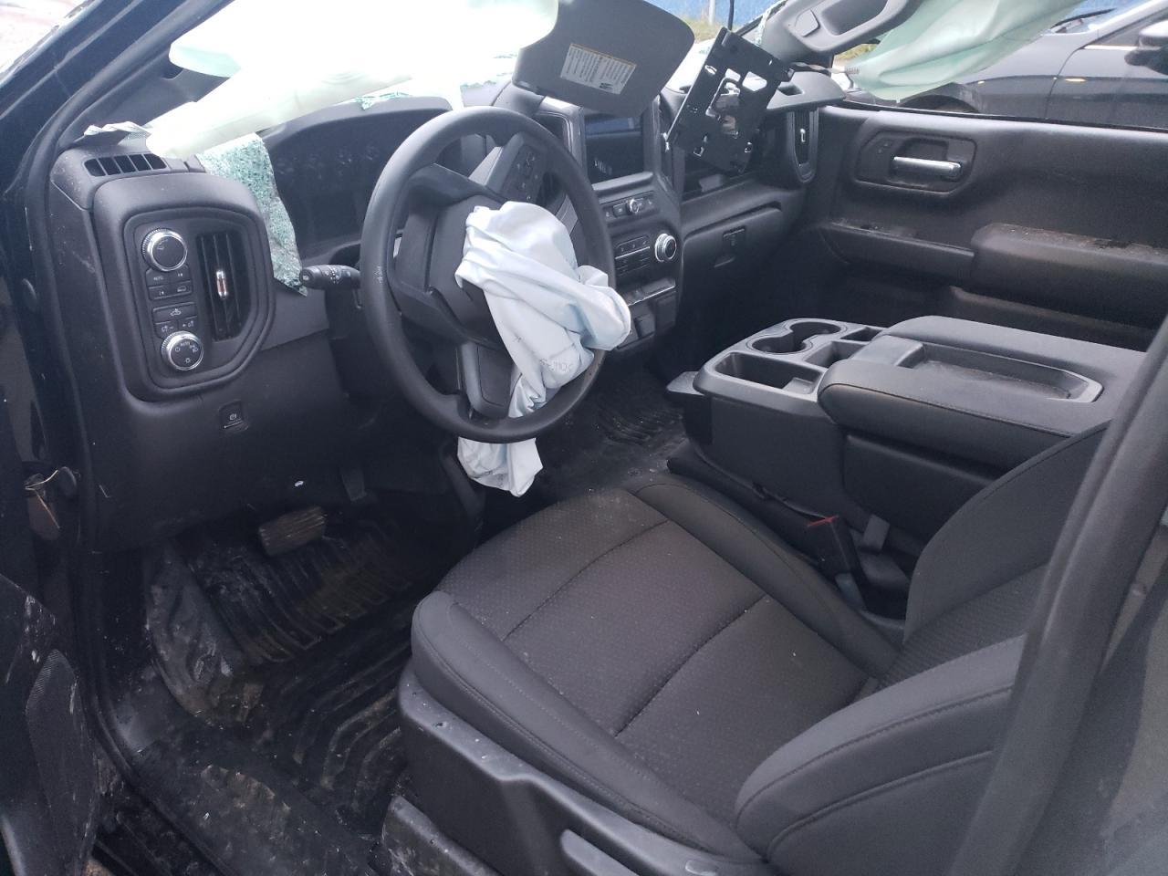 2024 GMC Sierra