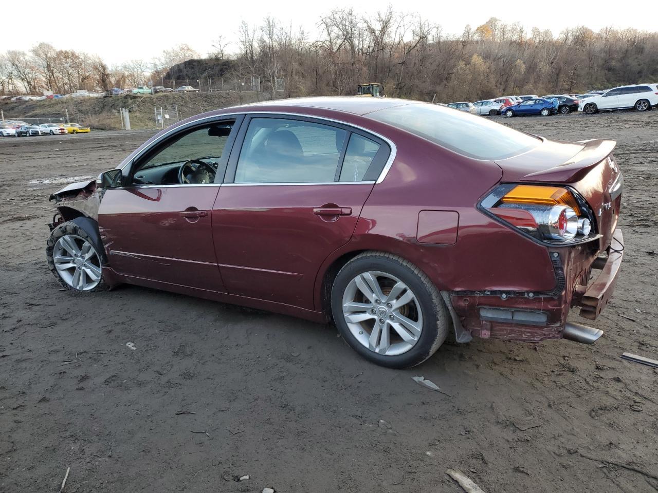 2010 NISSAN ALTIMA