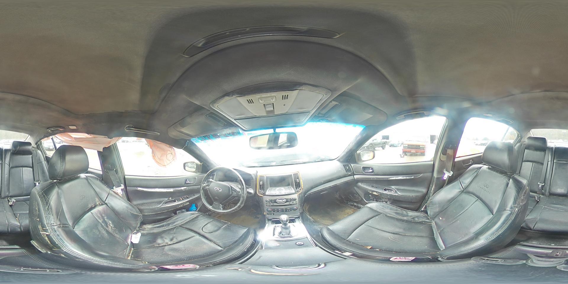 2011 INFINITI G37