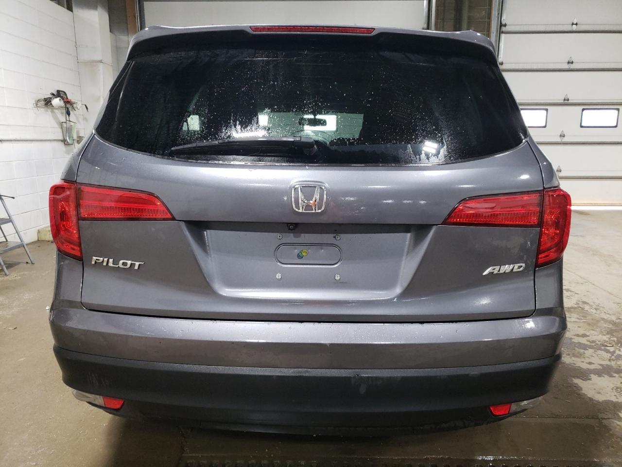 2016 HONDA PILOT