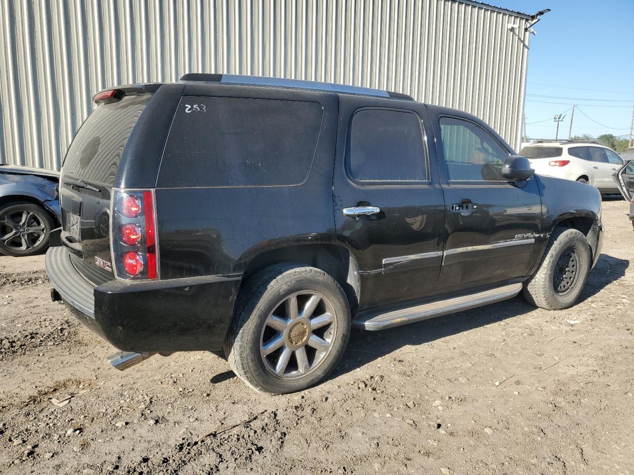 2011 GMC Yukon