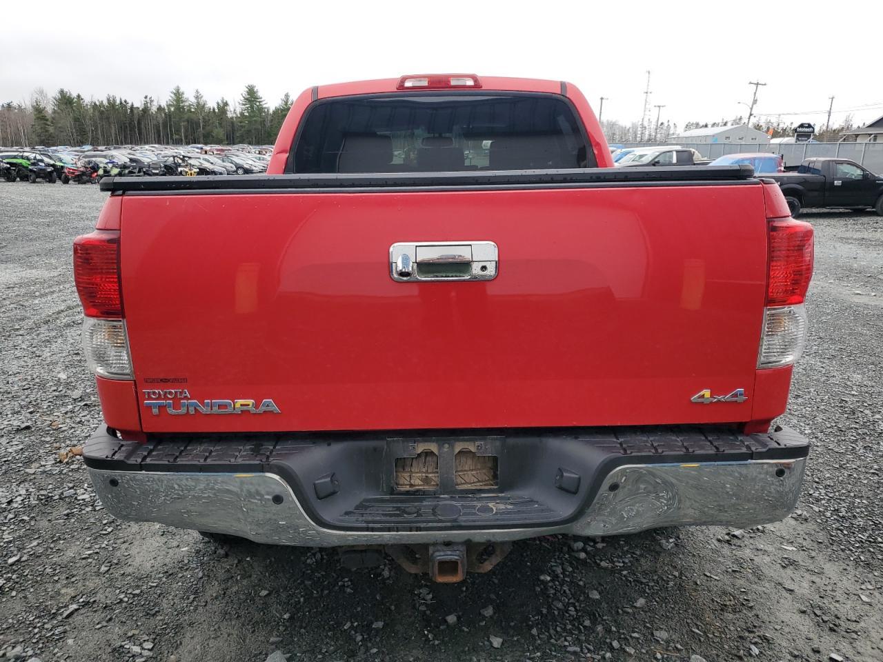 2013 TOYOTA TUNDRA