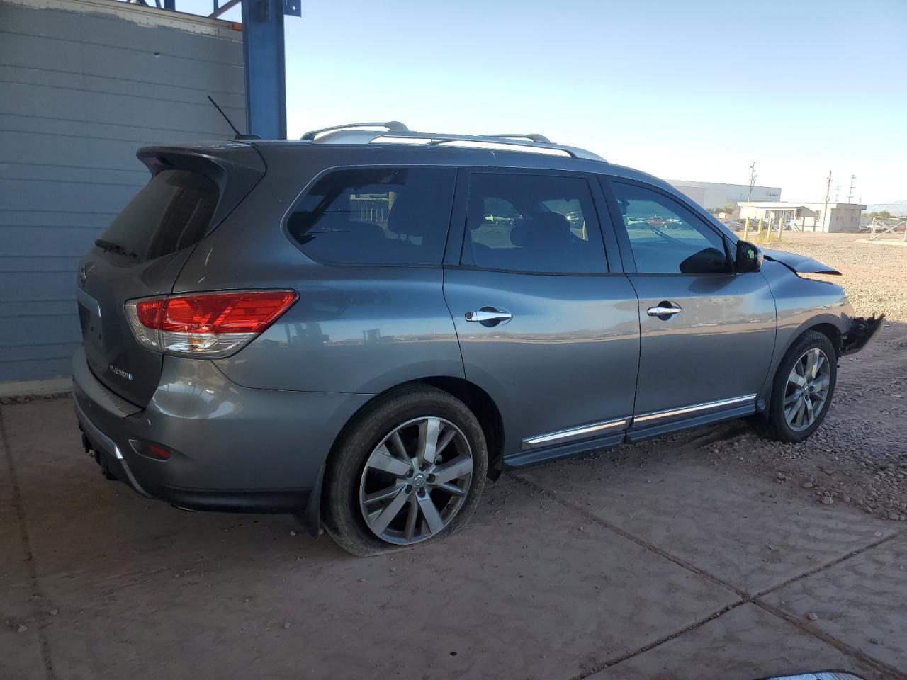 2016 NISSAN PATHFINDER