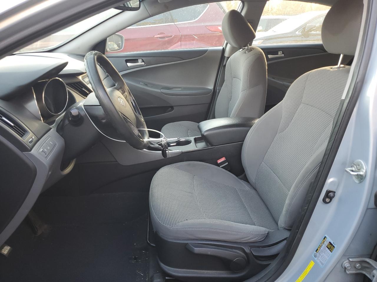 2011 HYUNDAI SONATA