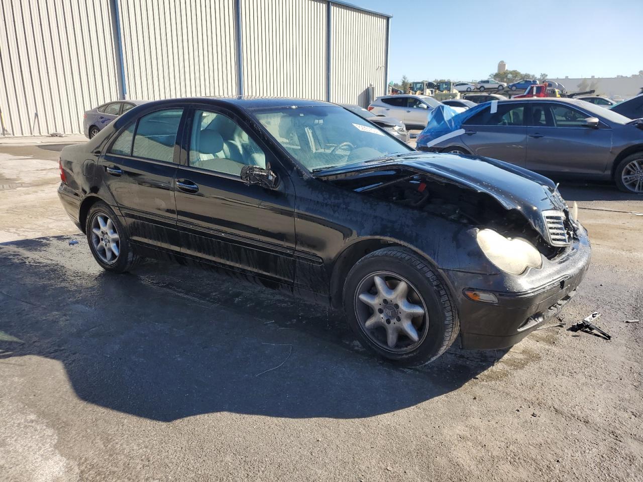 2003 MERCEDES-BENZ C-CLASS
