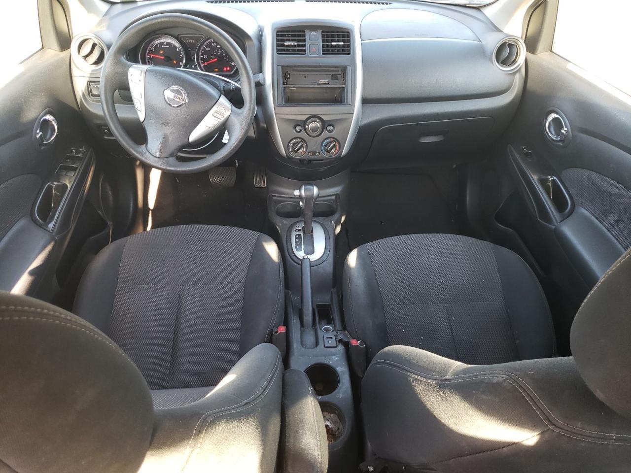 2015 NISSAN VERSA
