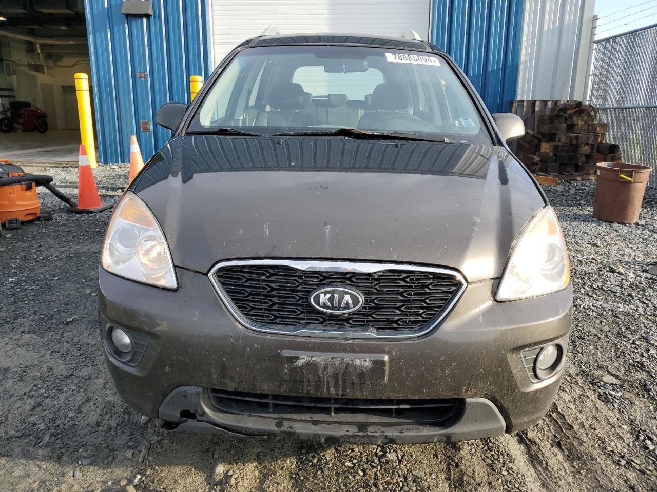 2012 KIA RONDO