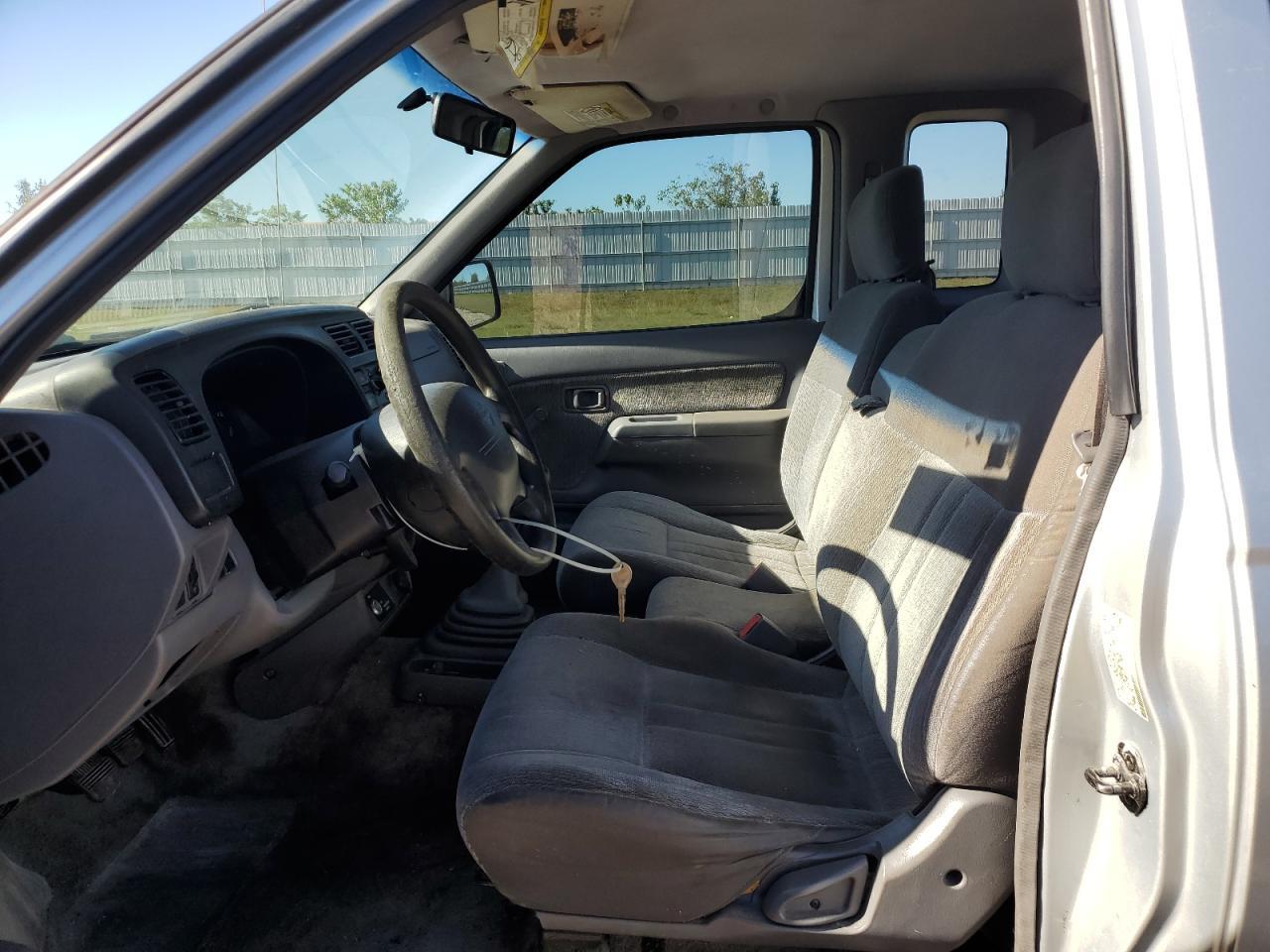 2000 NISSAN Frontier