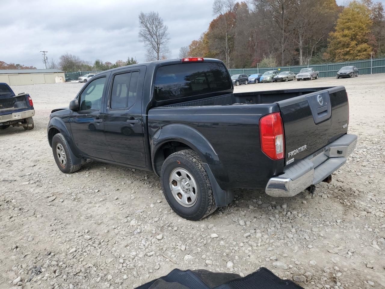2011 NISSAN Frontier