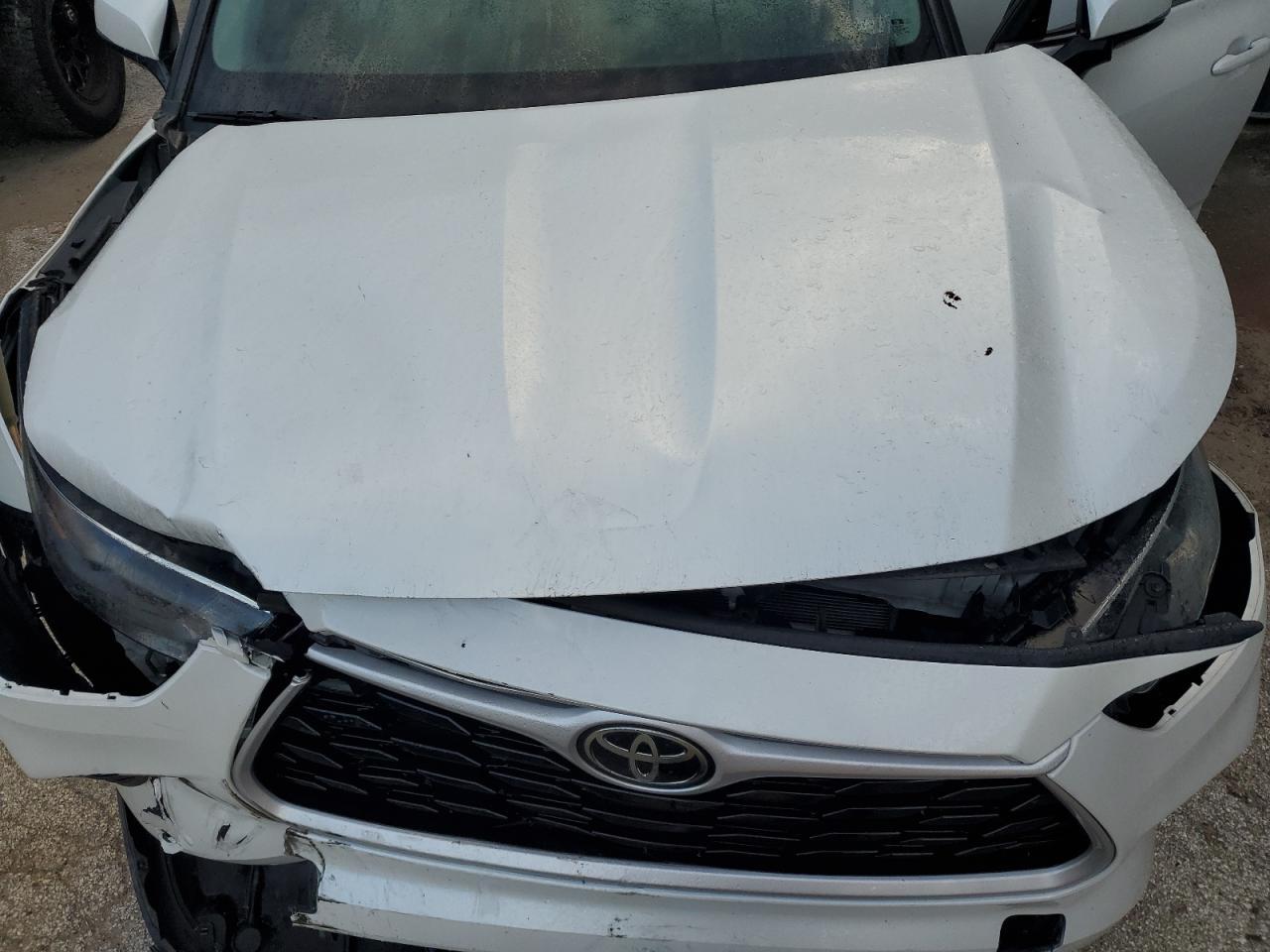 2022 TOYOTA HIGHLANDER