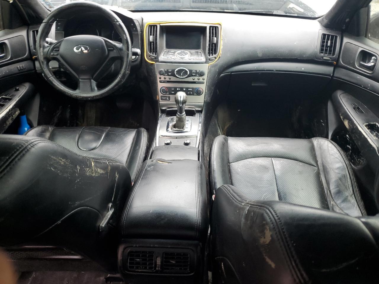 2011 INFINITI G37
