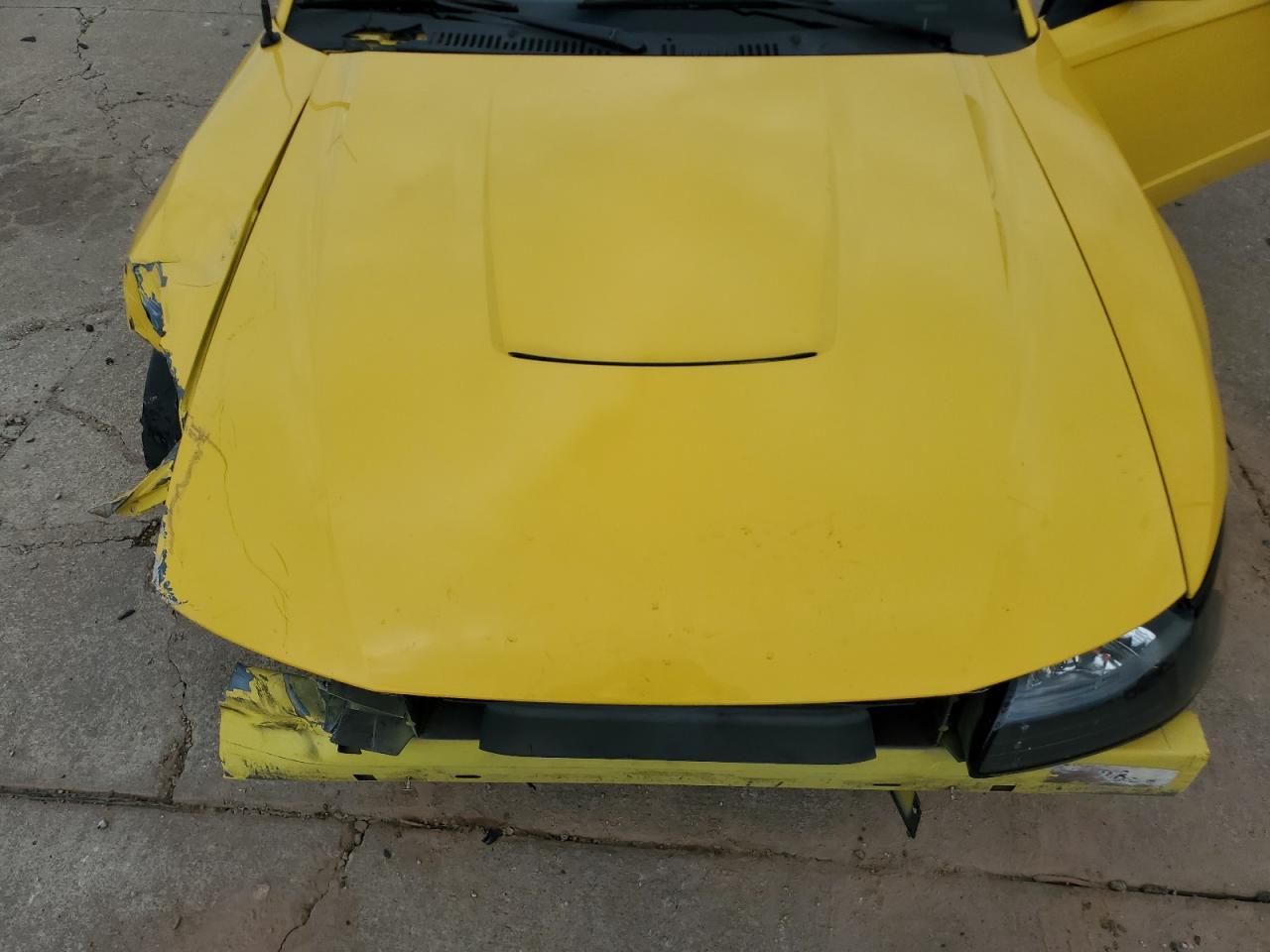 2003 FORD MUSTANG