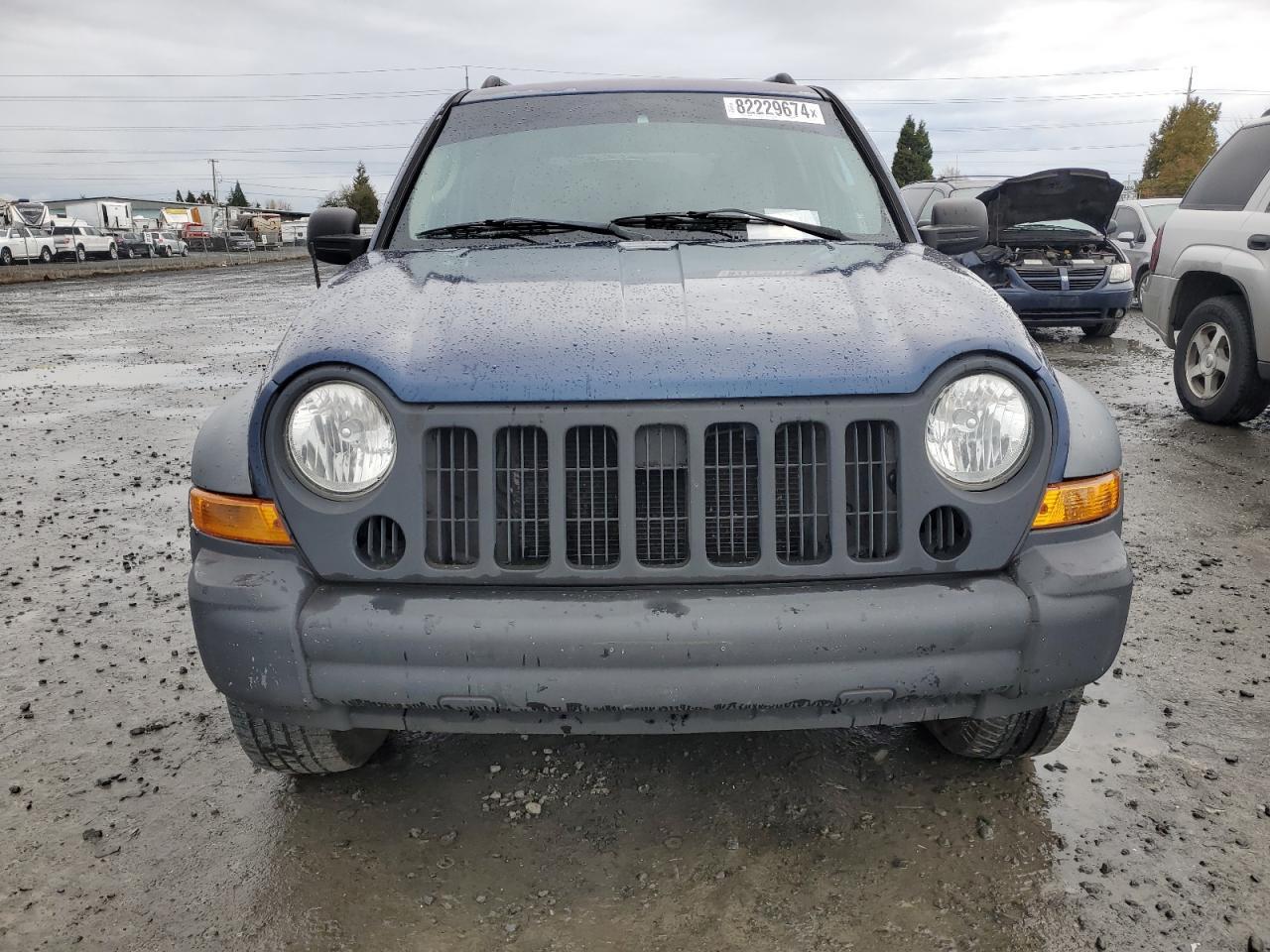 2005 JEEP Liberty