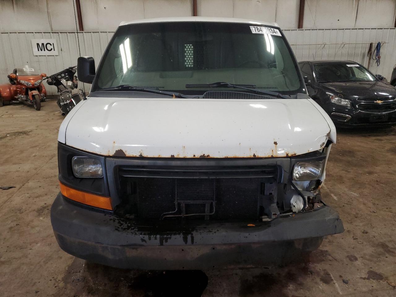 2011 GMC Savana