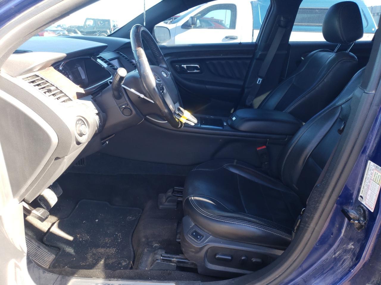 2013 FORD Taurus