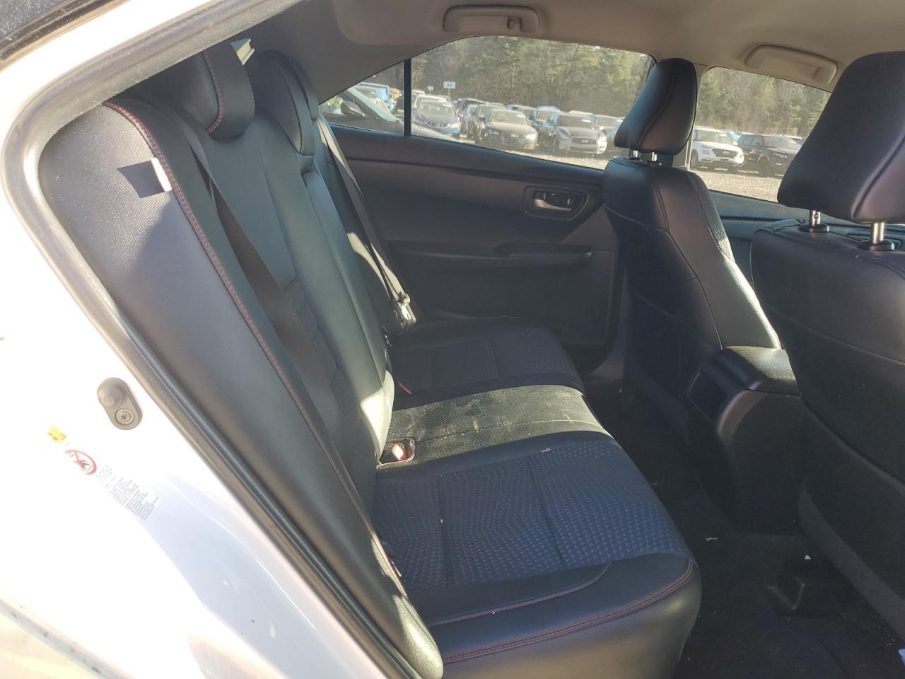 2015 TOYOTA CAMRY