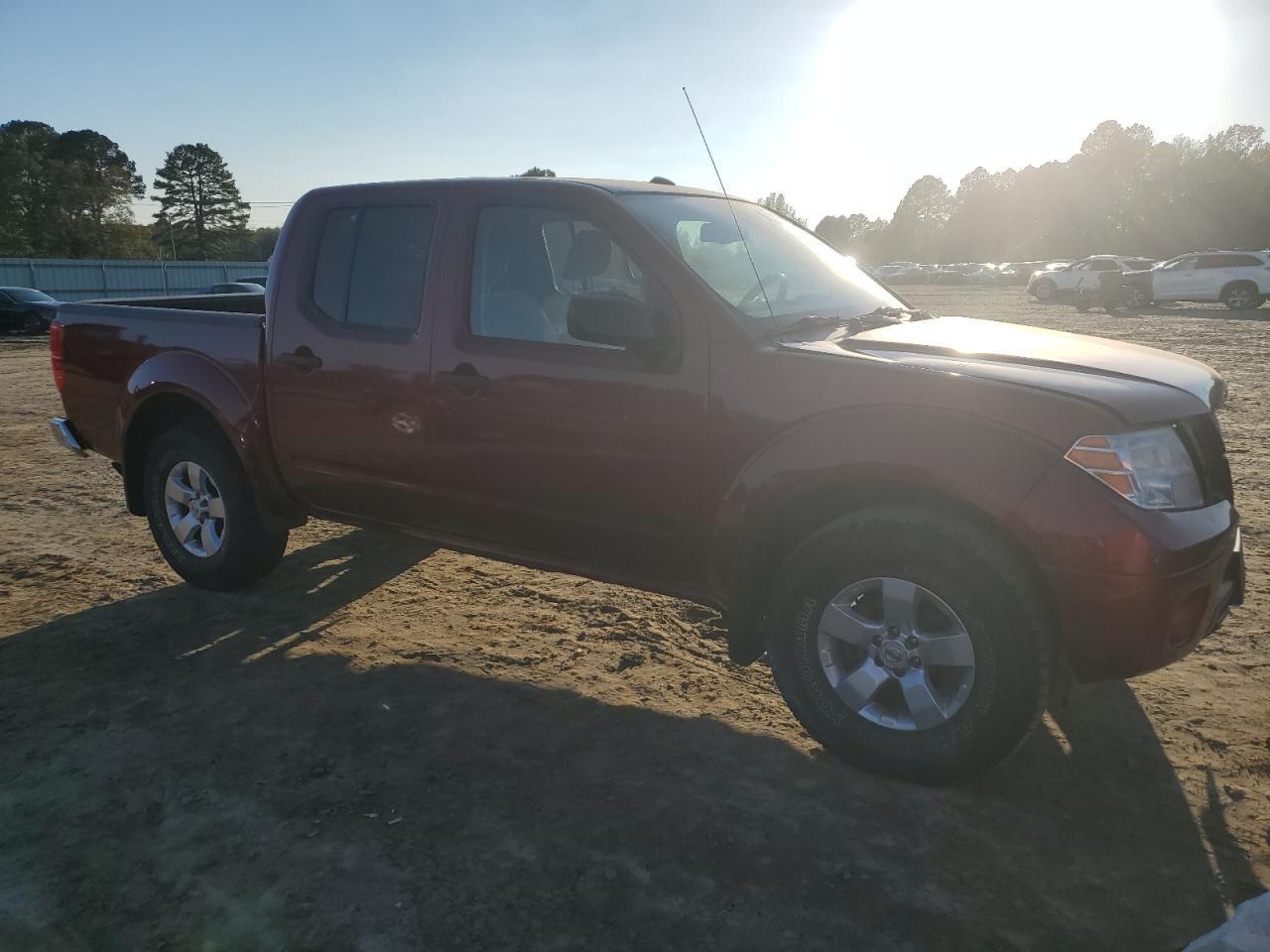 2013 NISSAN Frontier