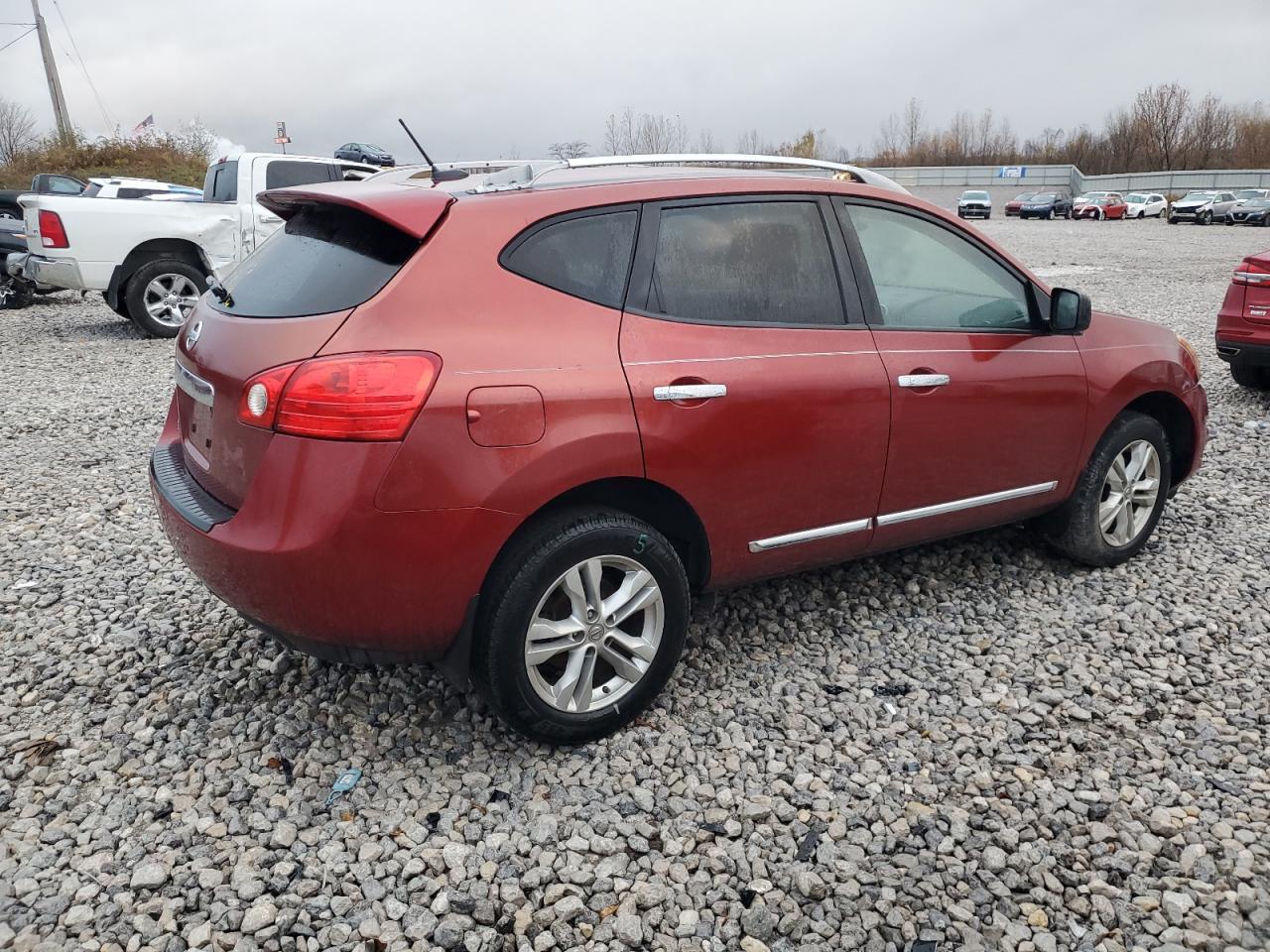 2015 NISSAN ROGUE