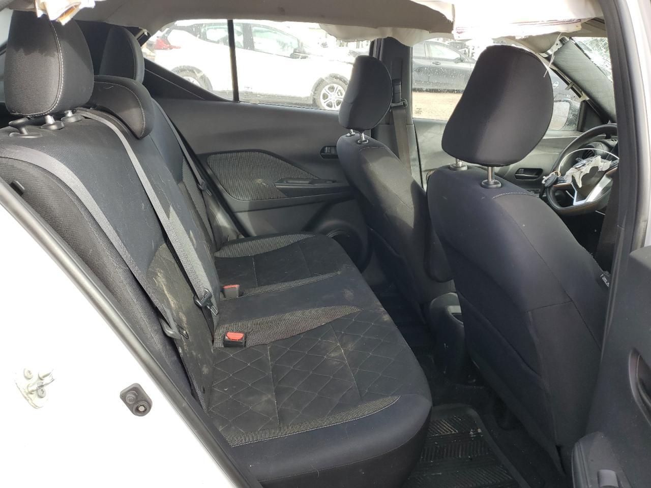 2019 NISSAN KICKS