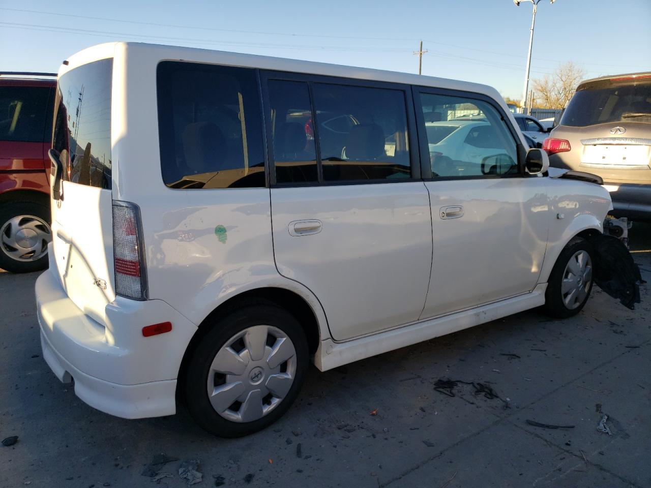 2006 TOYOTA SCION