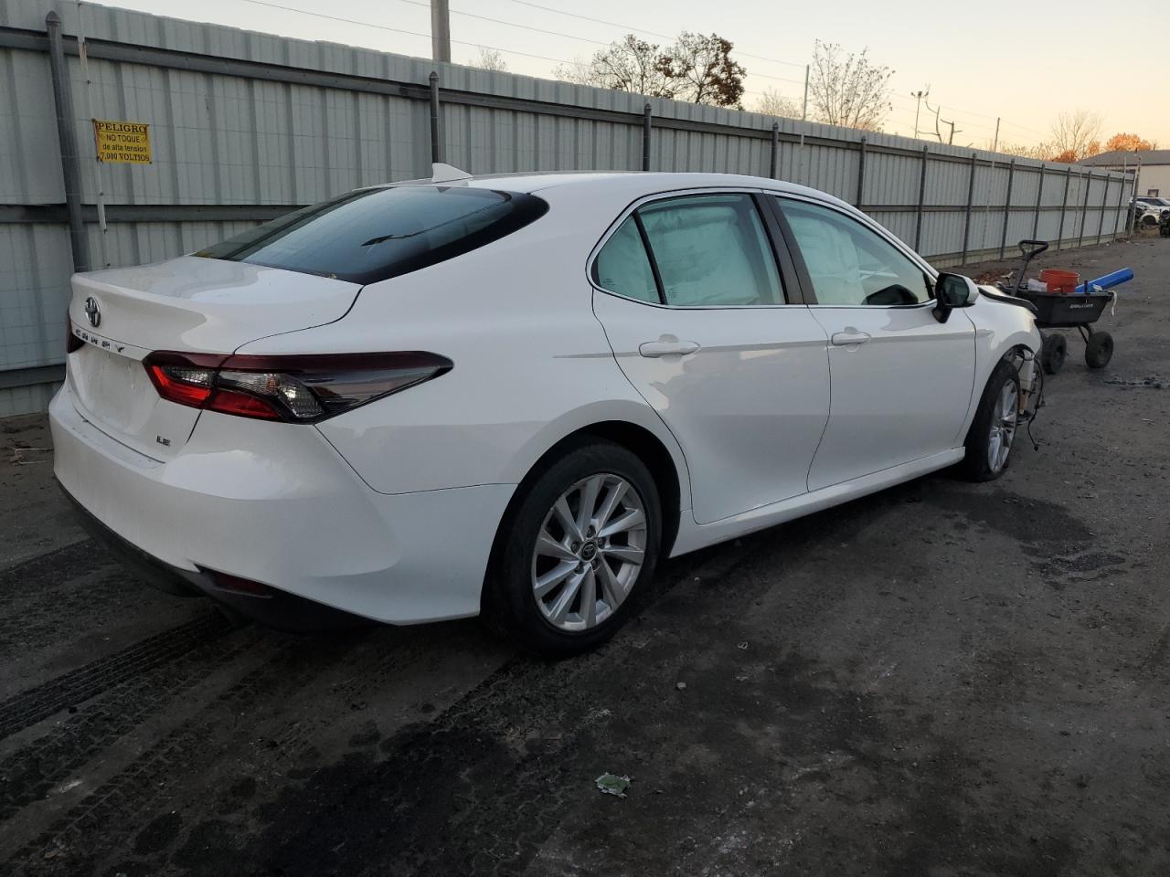 2022 TOYOTA CAMRY