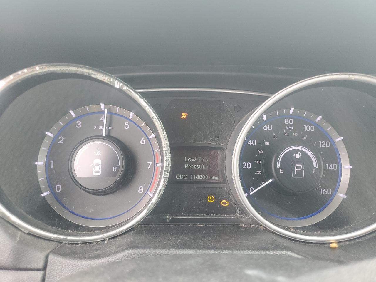 2011 HYUNDAI SONATA