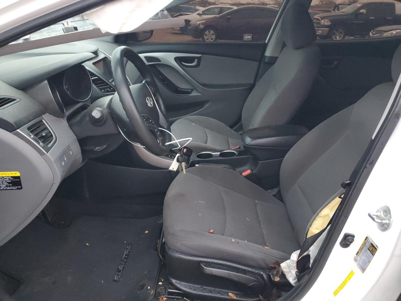 2016 HYUNDAI ELANTRA
