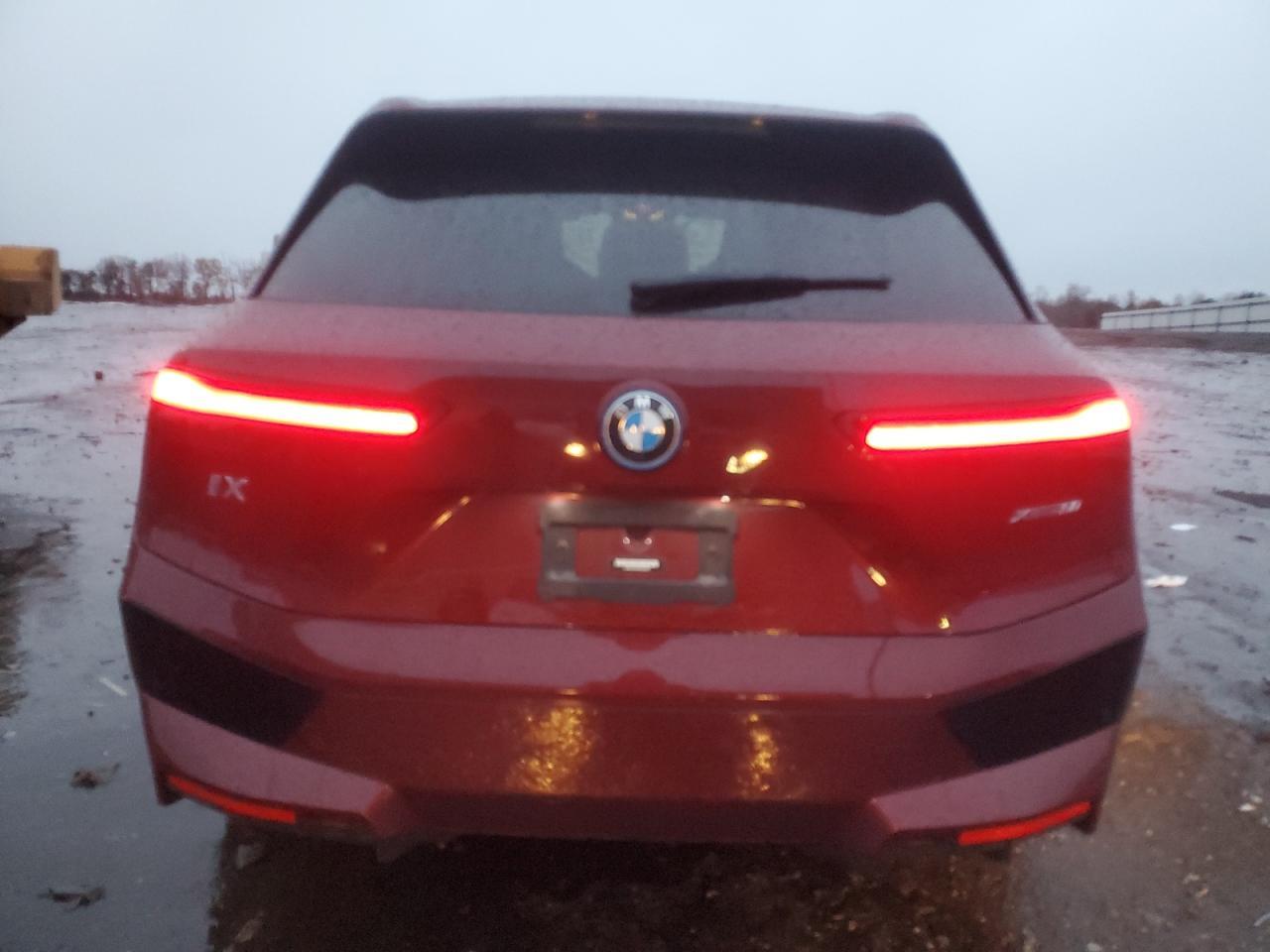 2024 BMW iX