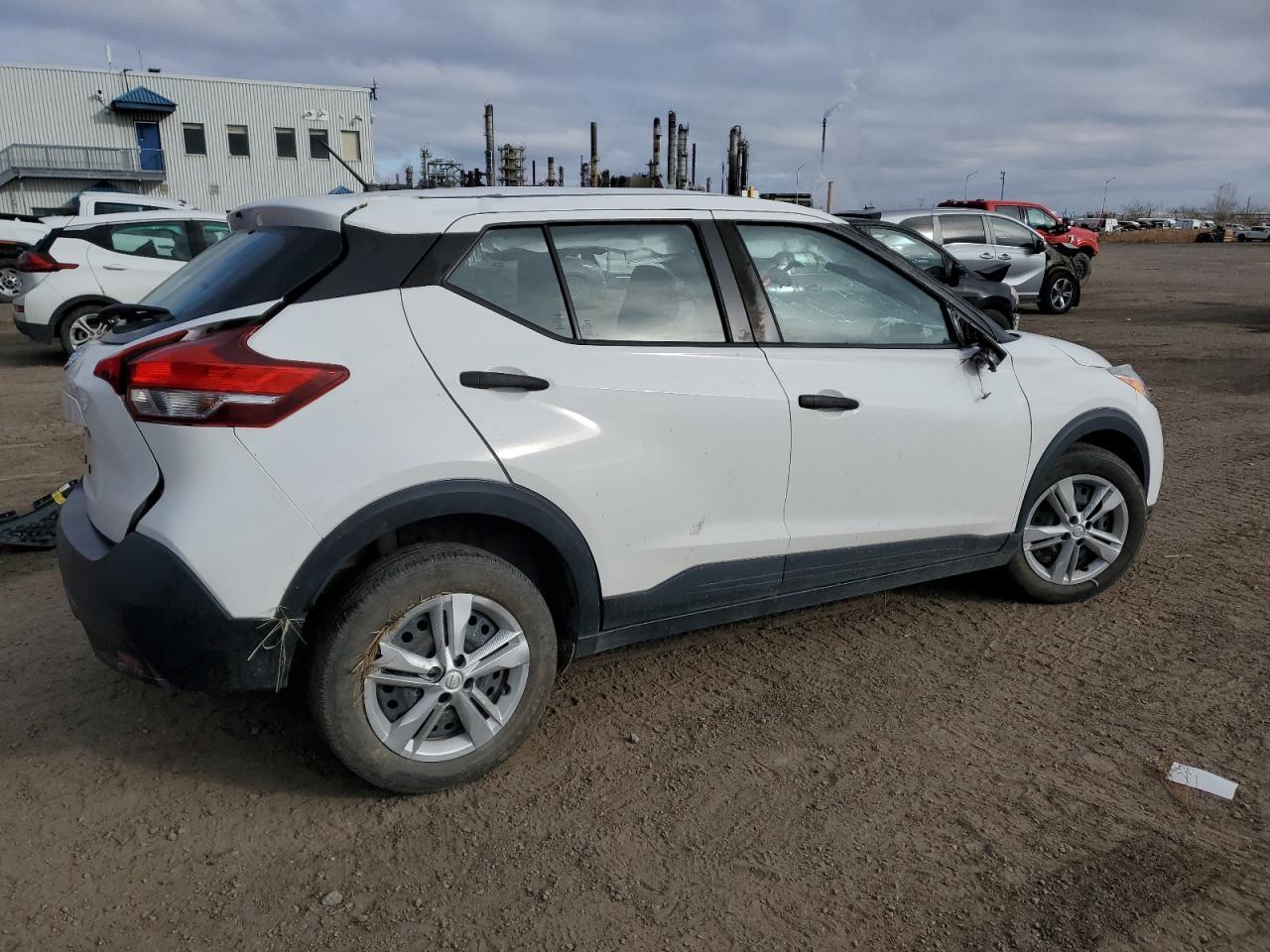 2019 NISSAN KICKS