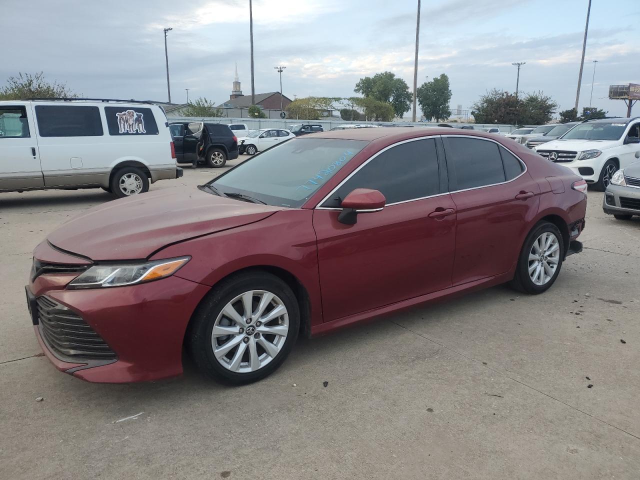 2018 TOYOTA CAMRY