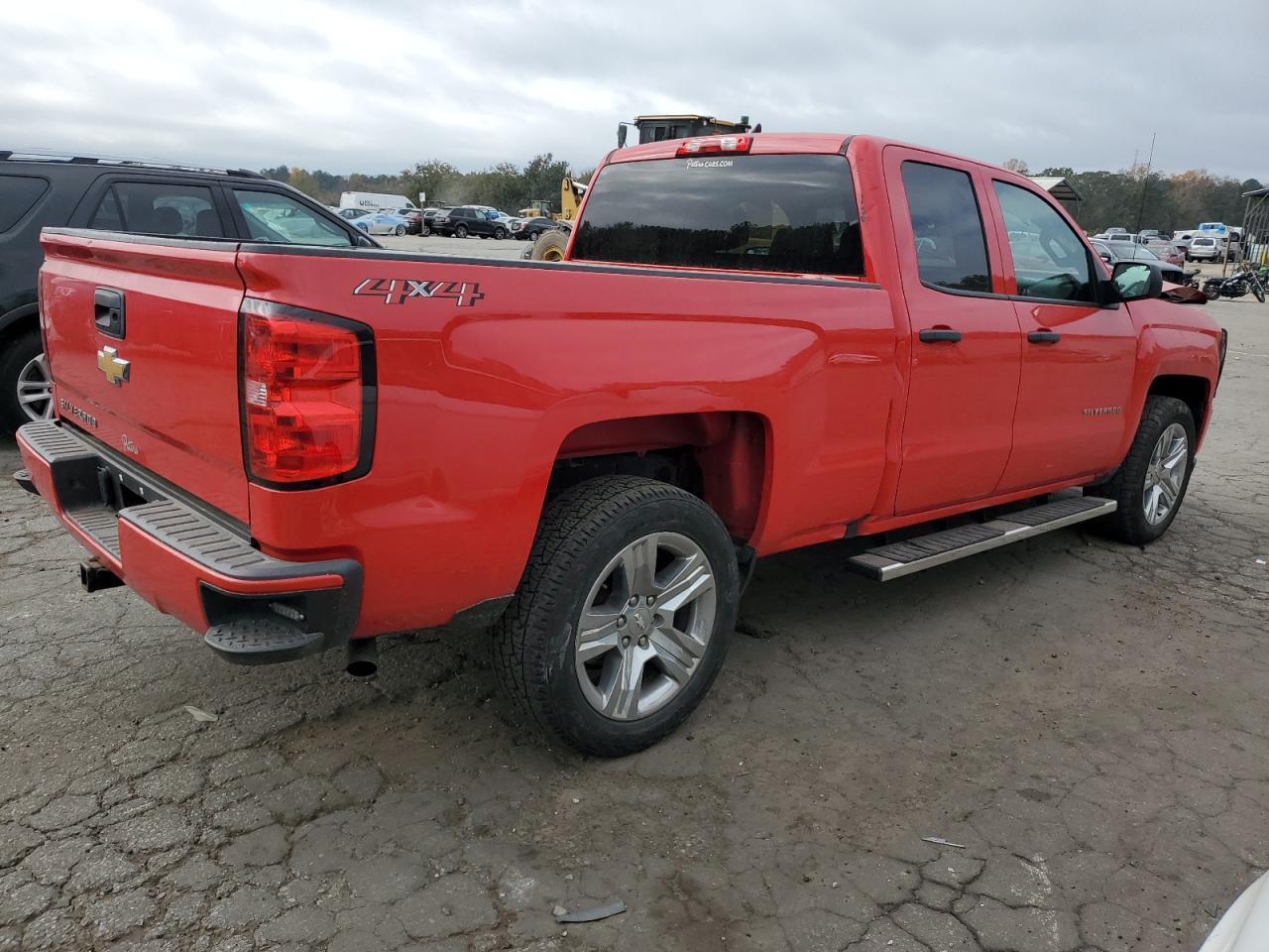 2018 CHEVROLET Silverado