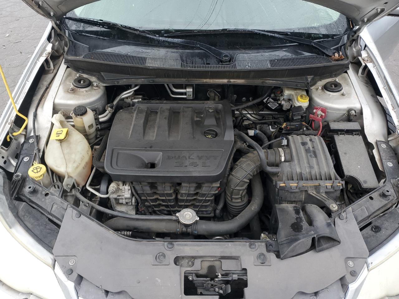 2010 CHRYSLER Sebring
