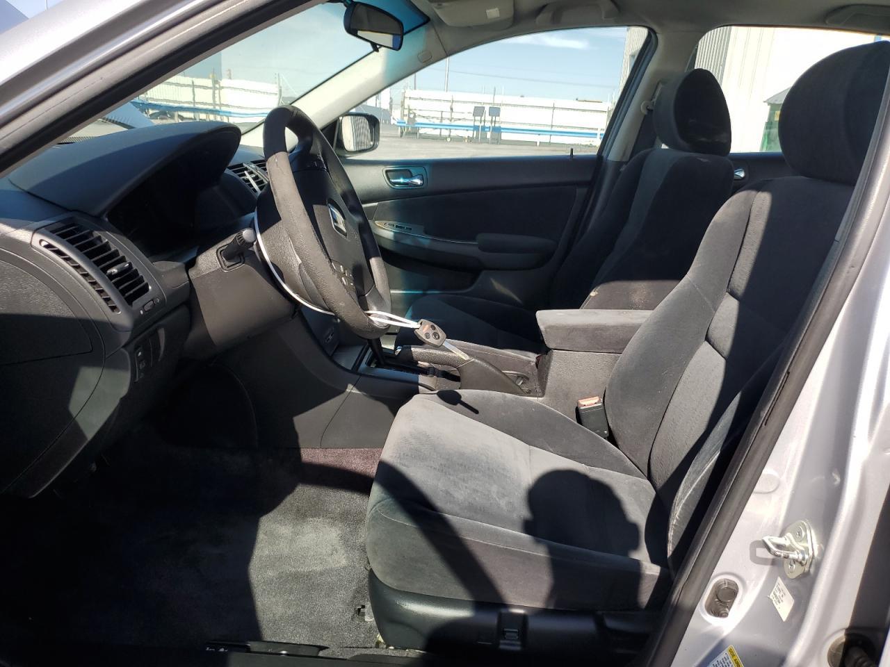 2004 HONDA ACCORD