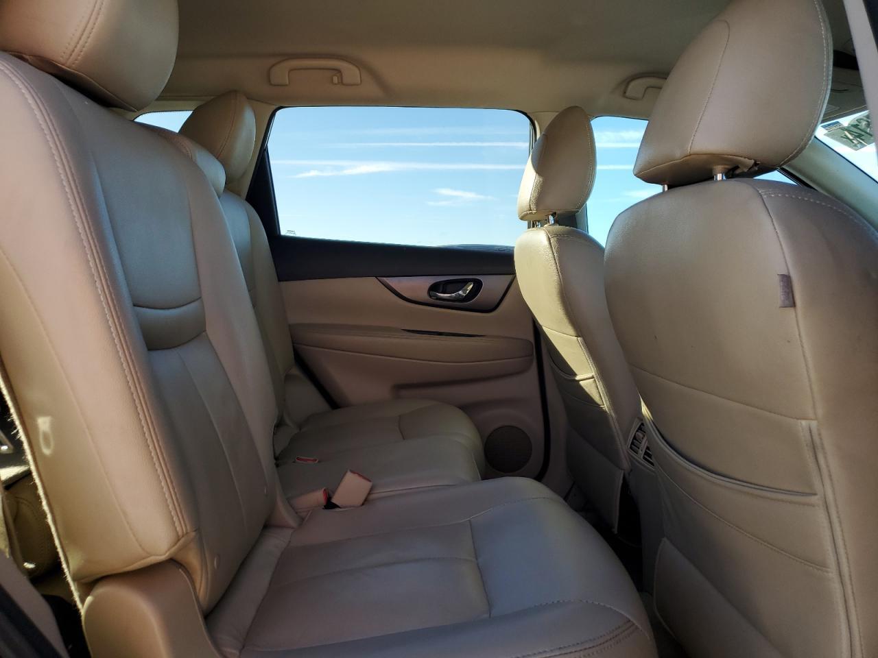 2014 NISSAN ROGUE