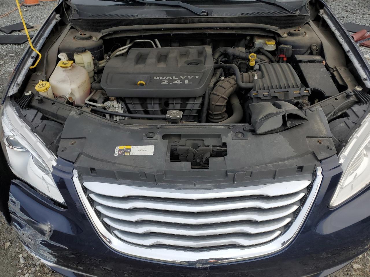 2014 CHRYSLER 200