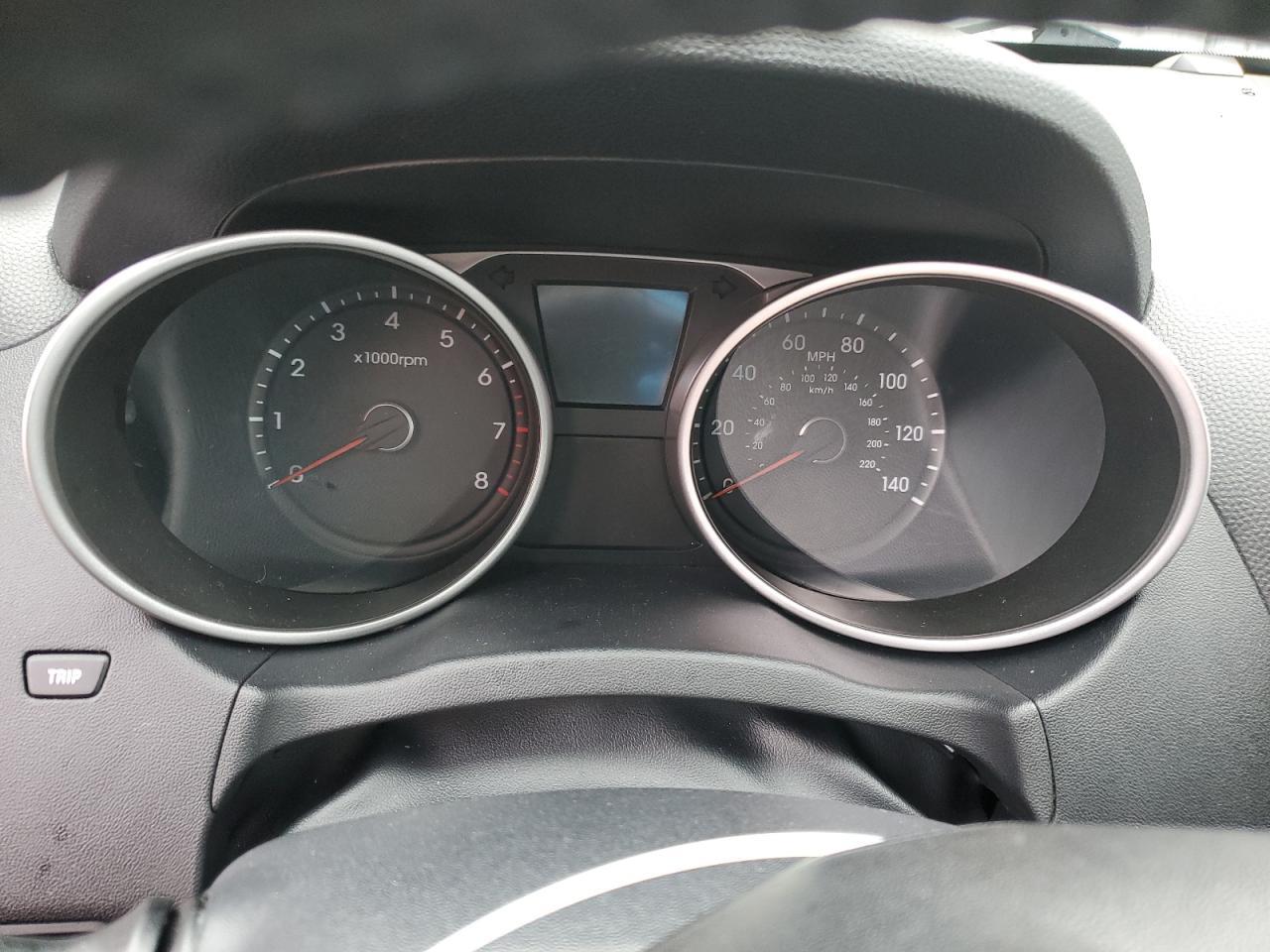 2012 HYUNDAI TUCSON