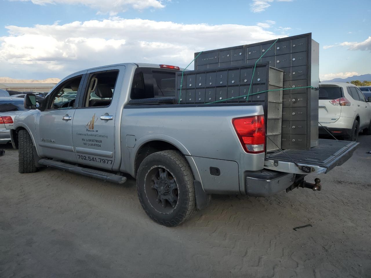 2012 NISSAN Titan