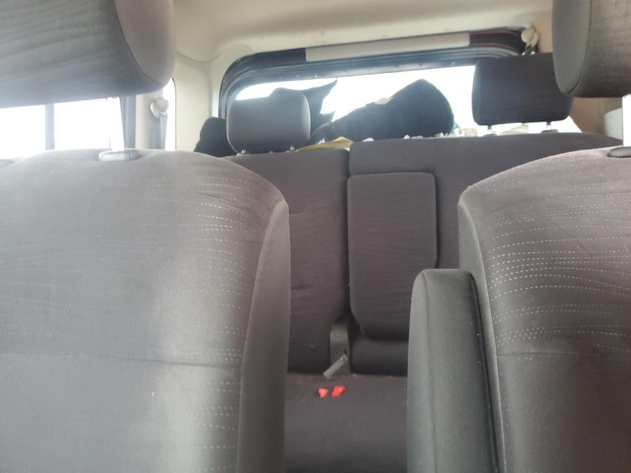 2011 NISSAN CUBE