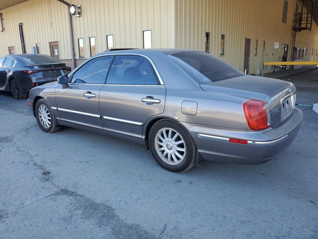 2004 HYUNDAI Xg