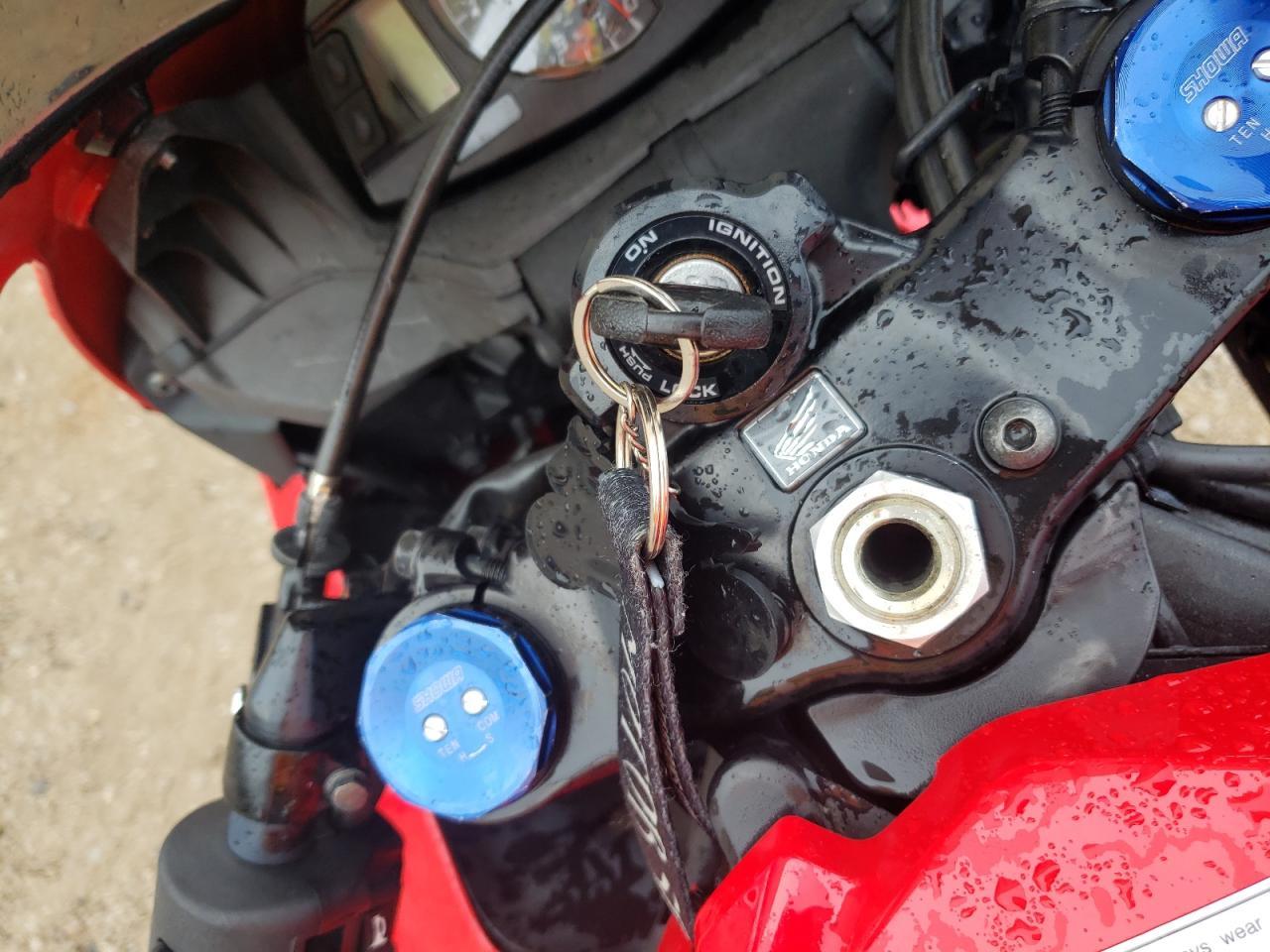 2013 HONDA Cbr600