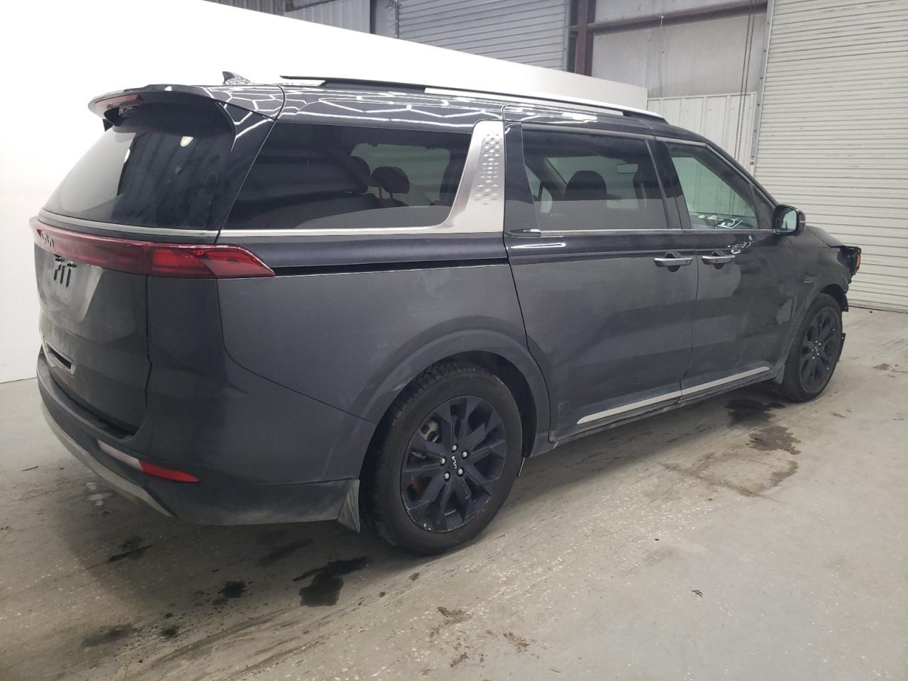 2024 KIA Carnival