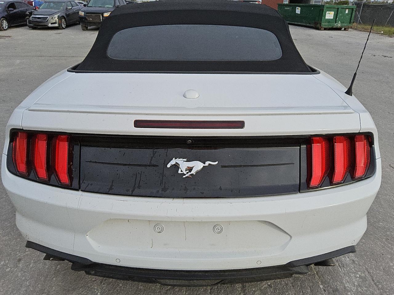 2022 FORD MUSTANG