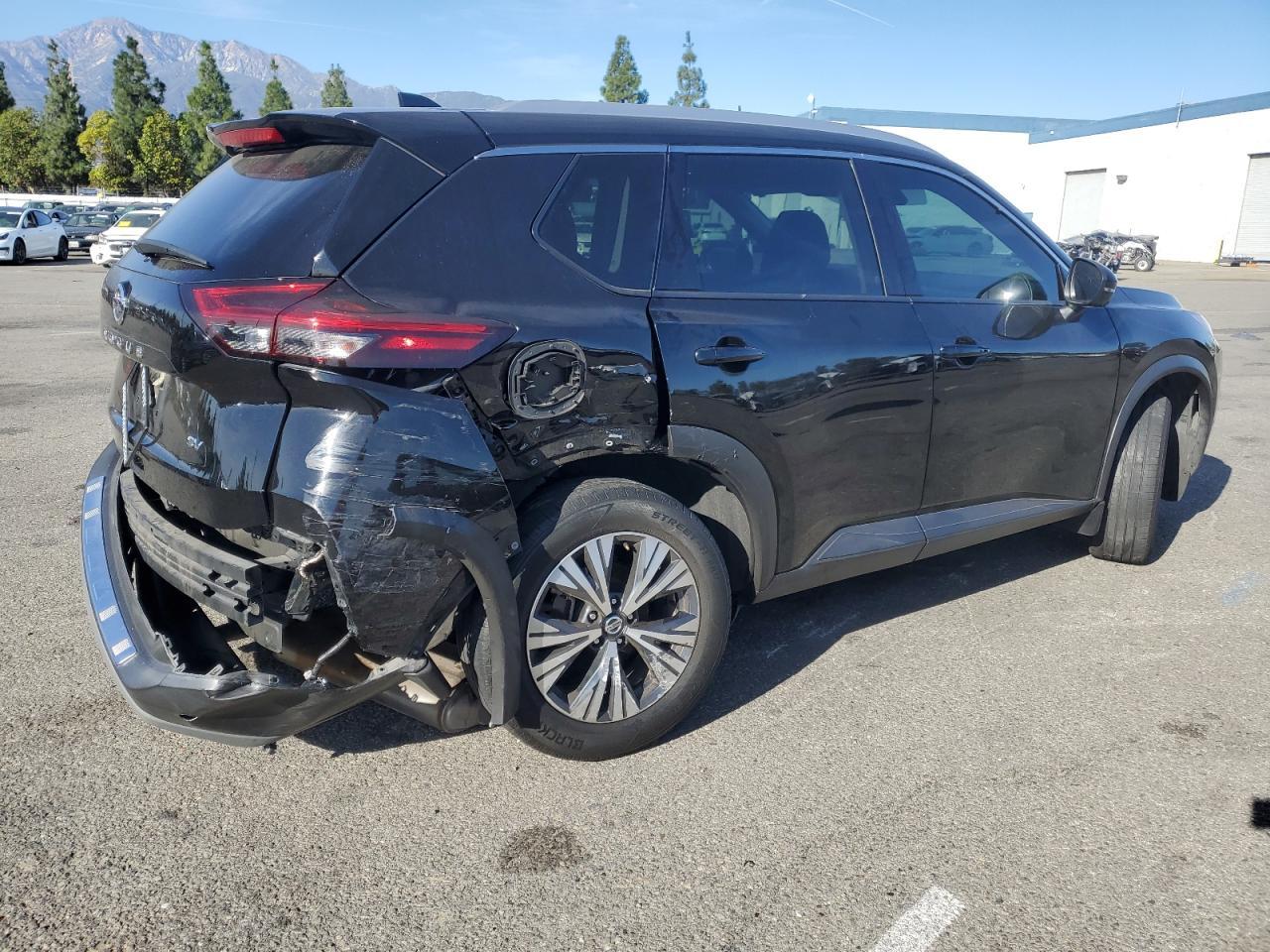 2021 NISSAN ROGUE