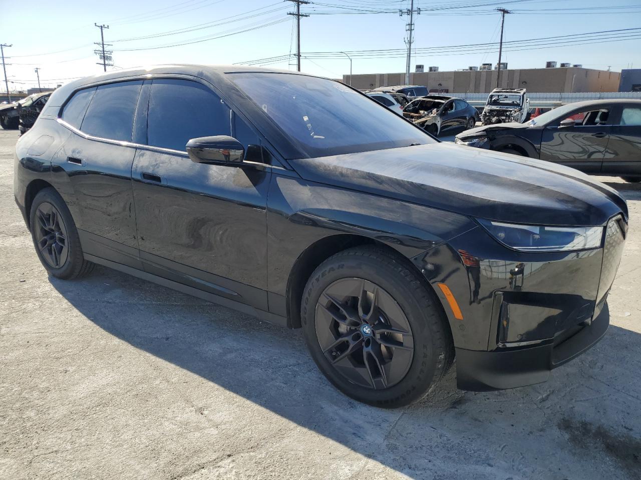 2024 BMW iX