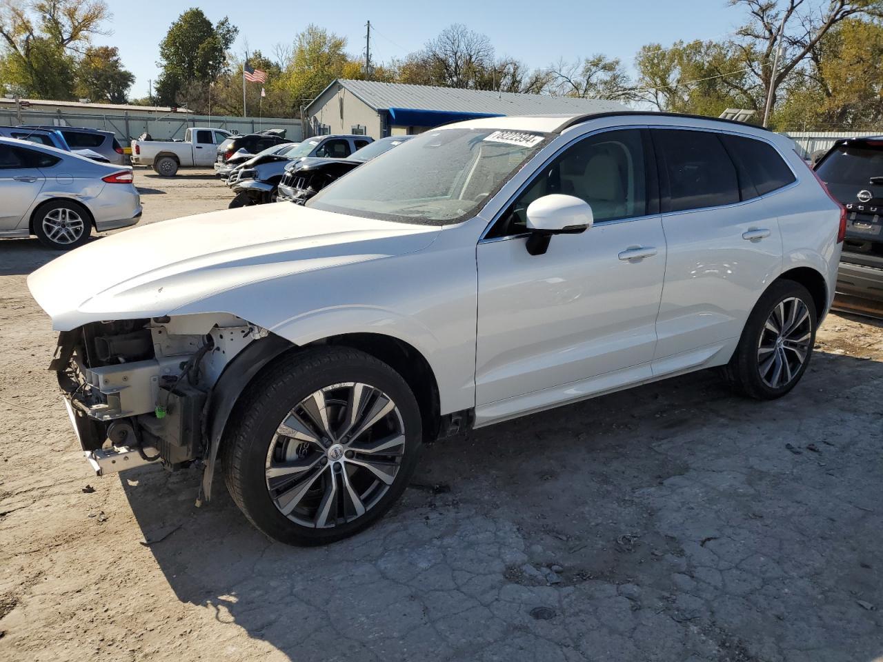 2022 VOLVO XC60