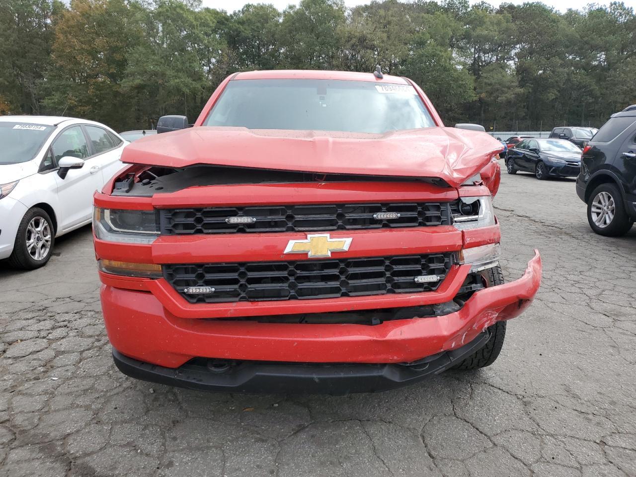 2018 CHEVROLET Silverado